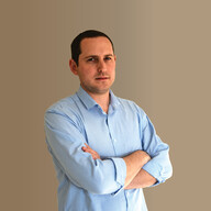 Picture Of lecturer Suzin Asher