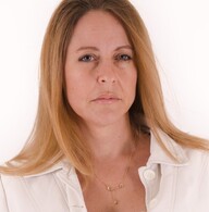 תמונה של המרצה גב' מרגלית עופרה