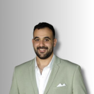 תמונה של המרצה מר אמסלם יונתן